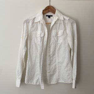 White Banana Republic linen blend button down shirt